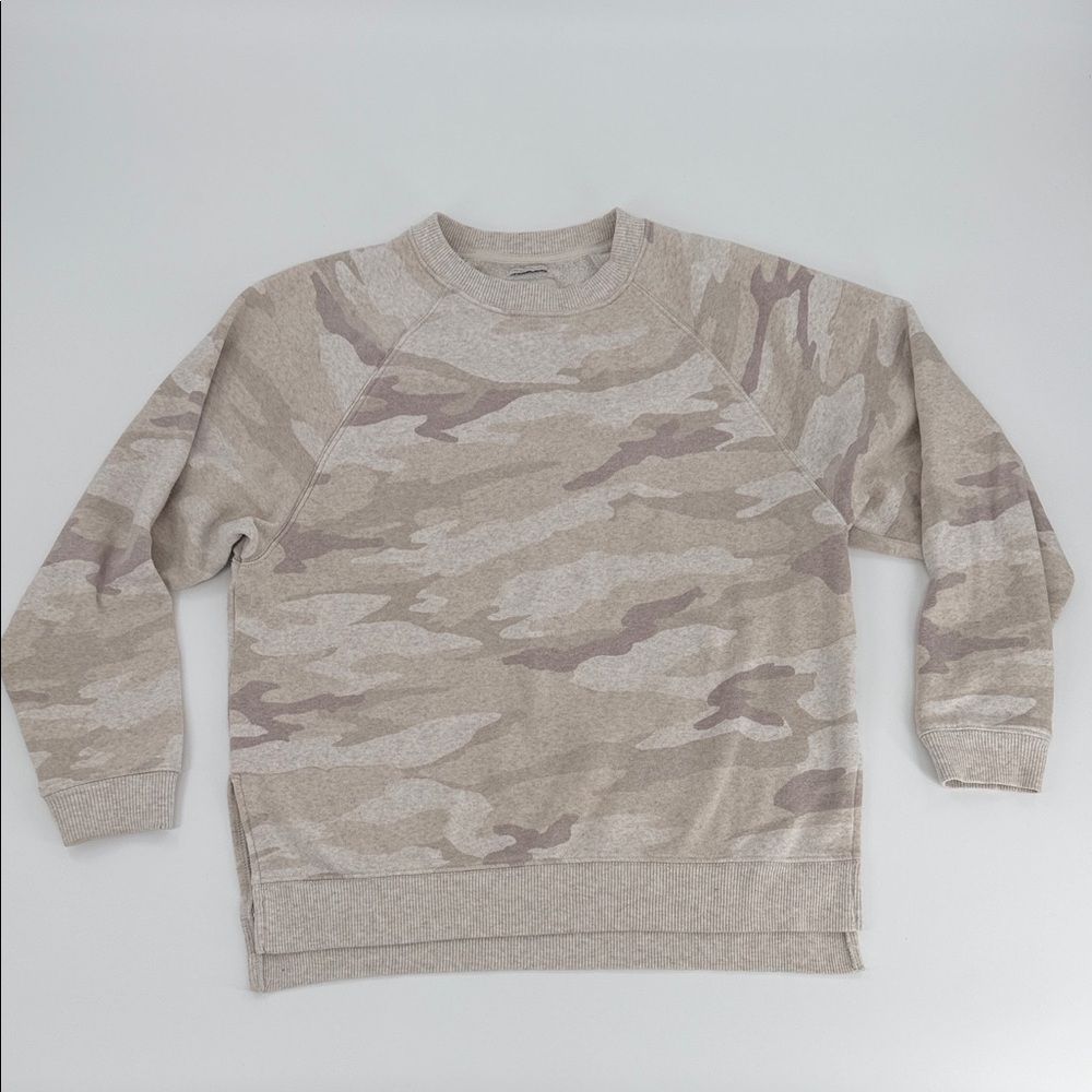 American Eagle Beige Camo Sweatershirt